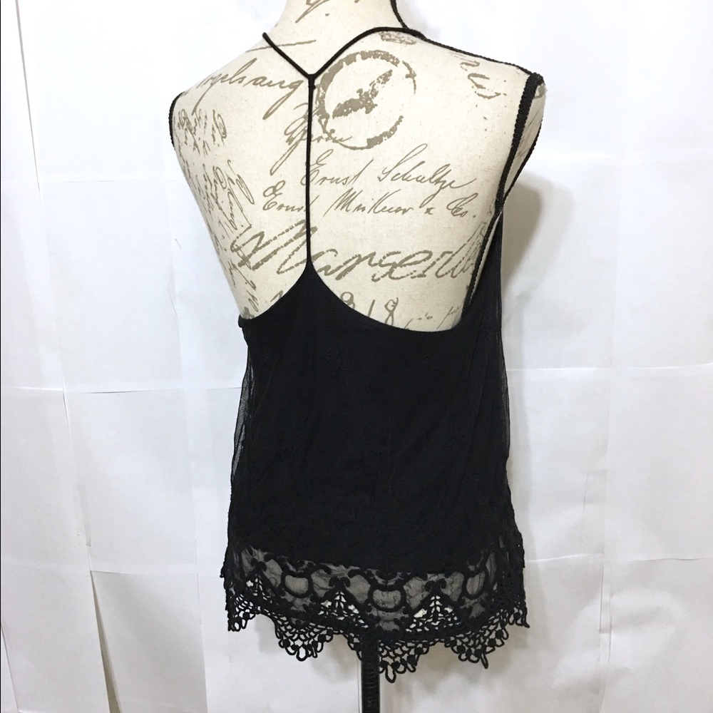 PINS AND NEEDLES BLACK FLORAL LACE HALTER TANK TOP - Picture 5 of 7